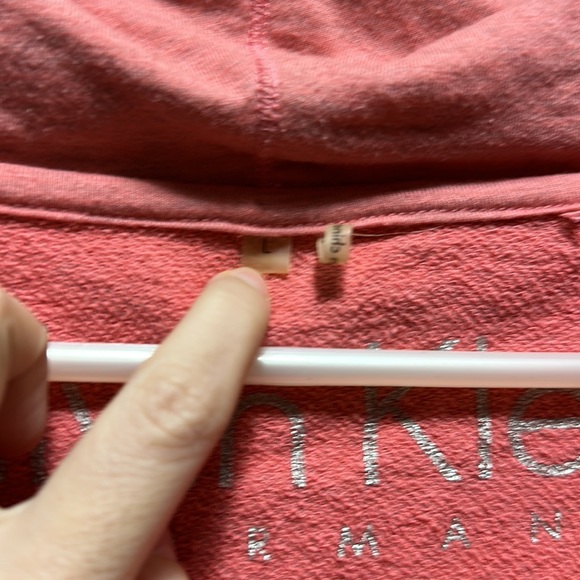 Calvin Klein Sweatshirt - Picture 3 of 3